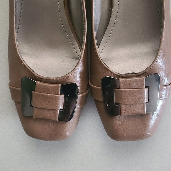 Beige Kitten Heels with Metallic Buckle Detail - Picture 3 of 6